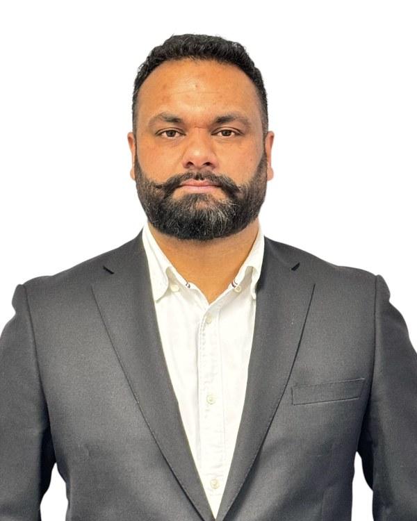 Sandeep Singh, Director and Principal Registered Migration Agent